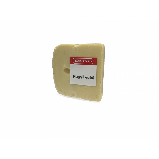 Käse-König nagylyukú félzsíros, félkemény darabolt sajt